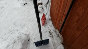 Лопата из поликарбоната от ЗПИ Альтернатива.