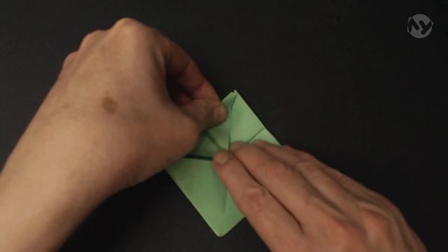 Оригами. Прыгающая лягушка из бумаги. смотреть онлайн