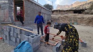 Nomadic life: Nomadic friends:The nomadic couple came to their aid