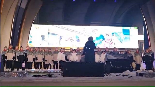 Дарите радость людям