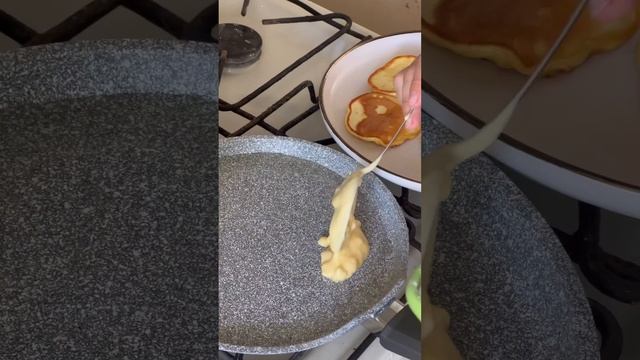 Рецепт оладушек с яблоком