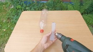 Ветряк из пластиковой бутылки с пропеллером своими руками! Как избавиться от кротов и птиц