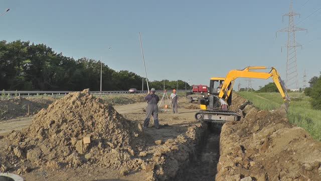 Дренаж. Мини экскаватор. смотреть онлайн