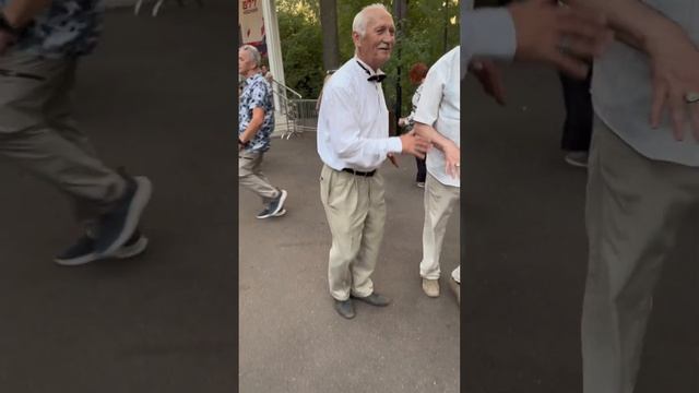 ТанцевальнаяМосква: вечер в СОКОЛЬНИКАХ #сокольники # #танцплощадка  #dance