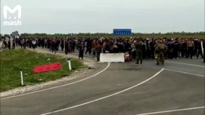 На границе РК и РФ обострение ситуации: узбеки никак не могут больше месяца вернуться из РФ в РУ
