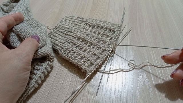 Носки с вафельным узором спицами