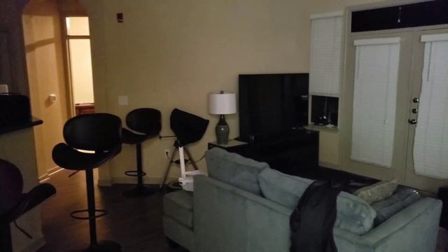 Google Home Hub Control my lights and TV смотреть онлайн