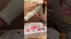 Распаковка кукольного домика