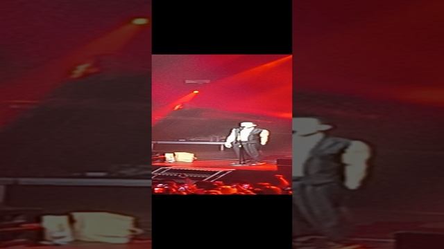 НЮ.  И терять мне больше не чего, не кого.  Концерт. Новосибирск