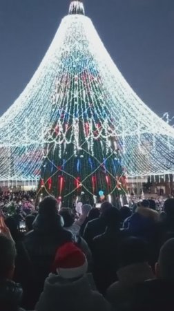 Новогодняя Ёлочка Луганск 2025