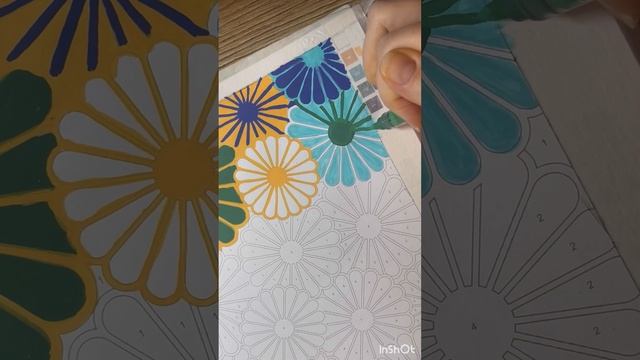 Тестируем раскраску эксмо#раскраскипономерам#акриловыемаркеры#хобби#дневникинеудачницы#творчество