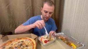 Проверка ресторана Pronto Pizza из приложения Яндекс Еда. Съел пиццу, креветки, мясо под сыром