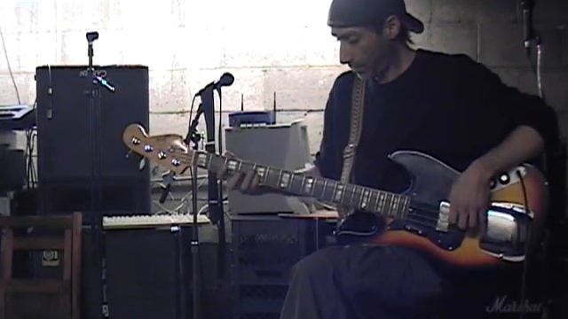 tony Macalpine - HUNDREDS OF THOUSANDS - bass playalong смотреть онлайн