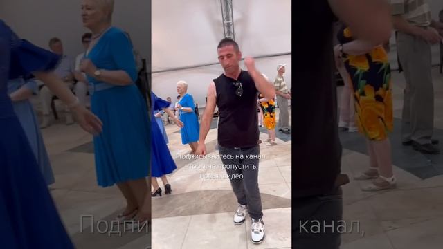 Он взорвал  танцпол в Сокольниках #танцплощадка #сокольники #dance