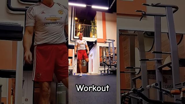 Стойка на руках #shortvideos #workout #зырянов