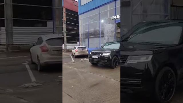 + 1 Happy client ⚡️ Новый Range Rover Autobiography в максимальной комплектации