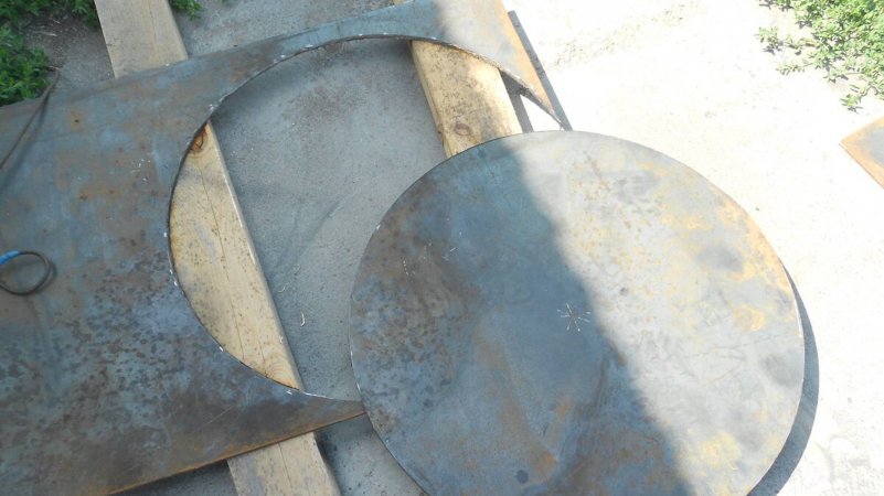 Как Болгаркой Вырезать Ровный Круг из Металла