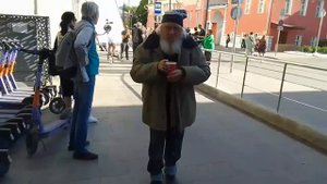 Бомж на Бауманской. Подготовка к сцене фильма Гостья