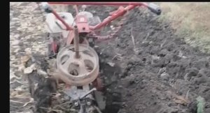 Вспашка с мотоблоком. Смогу ли вспахать огород с мотоблоком Агро 20 соток земли.