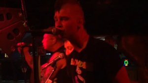 Тараканы - Кто-то из нас двоих (Барнаул 18.09.2013)