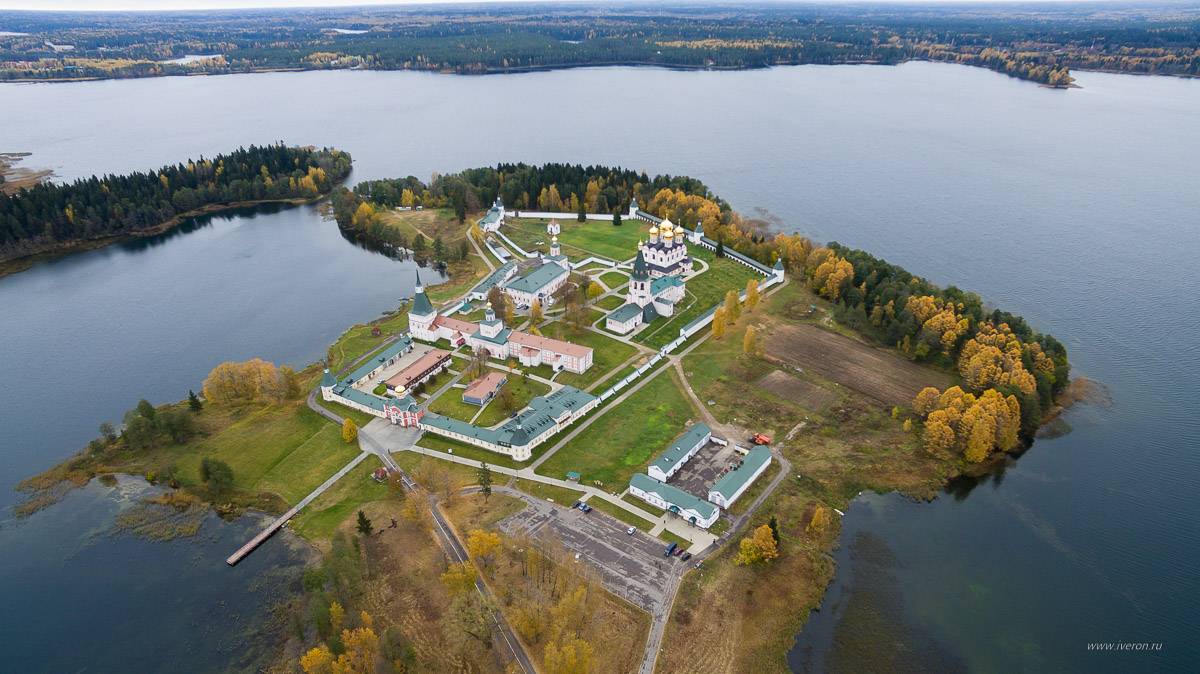 Иверский монастырь на Валдайской возвышенности
