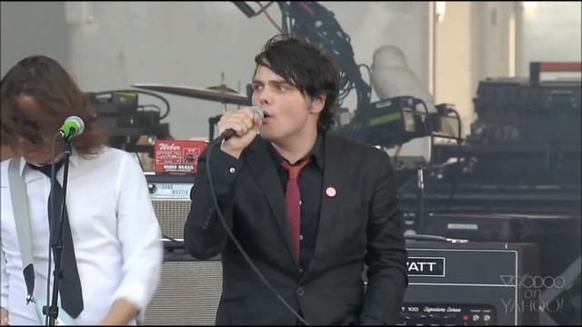Gerard Way - Zero Zero [Voodoo Music Experience 2015]