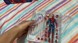Mafex Spider-Man comic 75 Unboxing & Posing