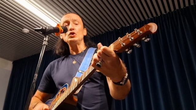 "МОХНАТЫЙ ШМЕЛЬ" кавер хит ❤️  #guitarmusic @COVER71
