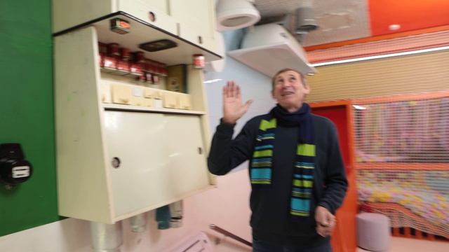 Перевернутый дом Владимир Потавский 2024 г.