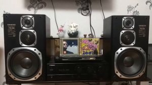 ONKYO sp-55. Hi-Fi Speaker + Pioneer A-337 amplifier.  Dance Bomb + Dr. ALBAN