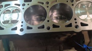 Начало сборки мотора Веста 1.8