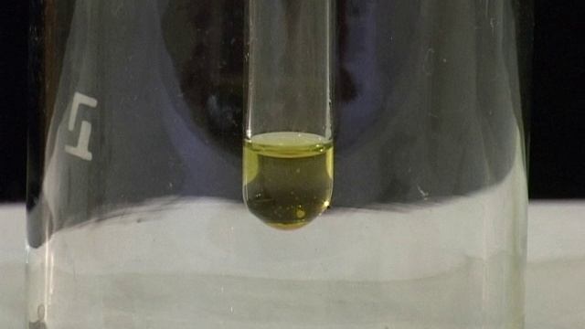 123. Взаимодействие безводной азотной кислоты с фосфором смотреть онлайн