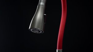 Смеситель для кухни гибким изливом EXPERT LM5082S-Red