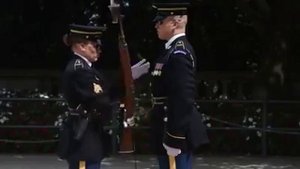 Передача почётного караула США