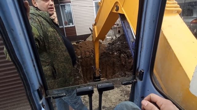 Супер ковш. Проникаем новым ковш в землю. смотреть онлайн