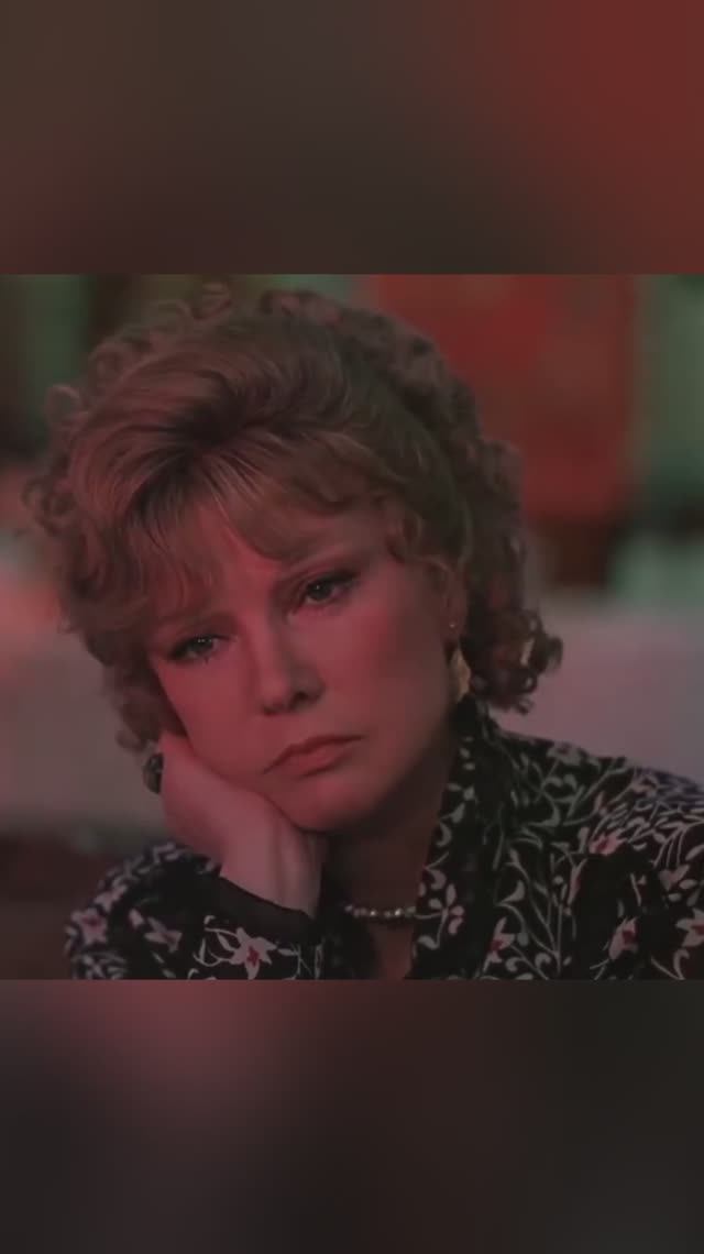 Людмила Гурченко. Вокзал для двоих. Карнавальная ночь. Любовь и голуби #кино #юмор #фильм #shorts