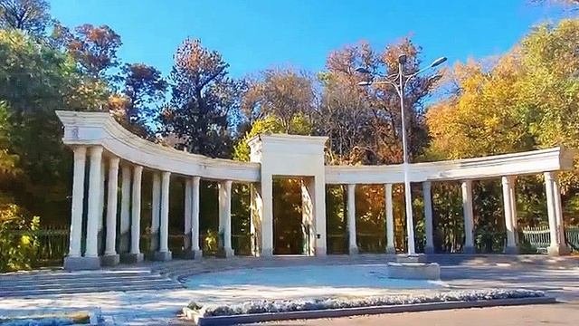 Увидеть Тараз и приехать еще раз.