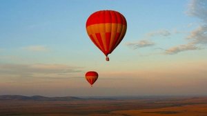 ШАРЫ и шарики ("Гитара Francis Goya", музыка "До свидания, Москва, до свидания")