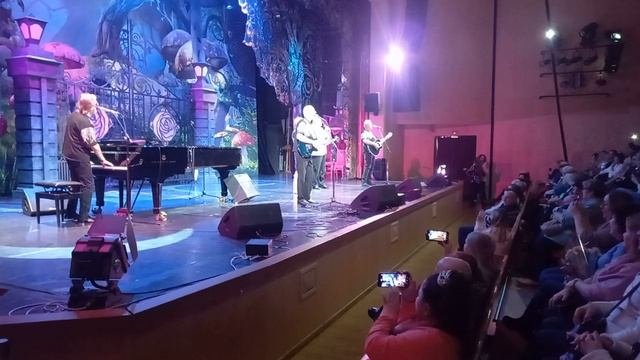 02-01-2024 виа самоцветы в кз Л Рюминой в Москве часть-1