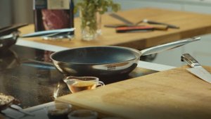 Топ Сирлойн PRIMEBEEF с гарниром из томатов и пикатного лука🥩🍅