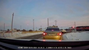 Разрешающий сигнал светофора - это подъём шлагбаума )