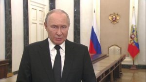 «Верная и прочная опора России!»: Владимир Путин поздравил спецслужбы с профессиональным праздником