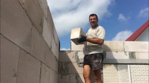 Часть2 из 6/ Строим Гараж/ Кладка стен из газосиликатных блоков на клей.