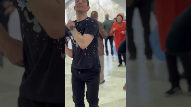 Танцевальная психотерапия #сокольники #танцы #ретродискотека