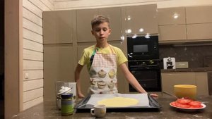 Безглютеновая пицца с томатами и сыром от Young Chef