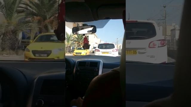 Подъезжаем к центру сусса рынку -Медине и порту