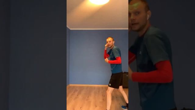 Как боксеры двигаются в ринге! И чем это отличается от того, что мы видим по телевизору!