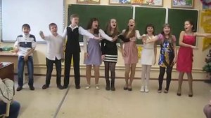 Я сМоТрЮ нА МаКаРоНы,МаКаРоНы СмОтРяТ нА МеНя...