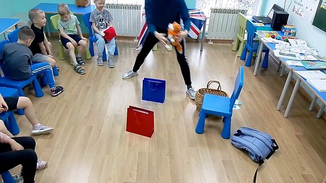 Урок английского языка. Sing 2024-25
