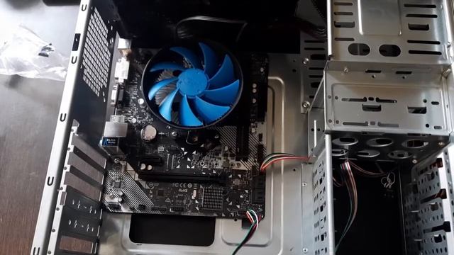 Собирал игровой комп за 14000  GTX 650 TI Ryzen 3 1200